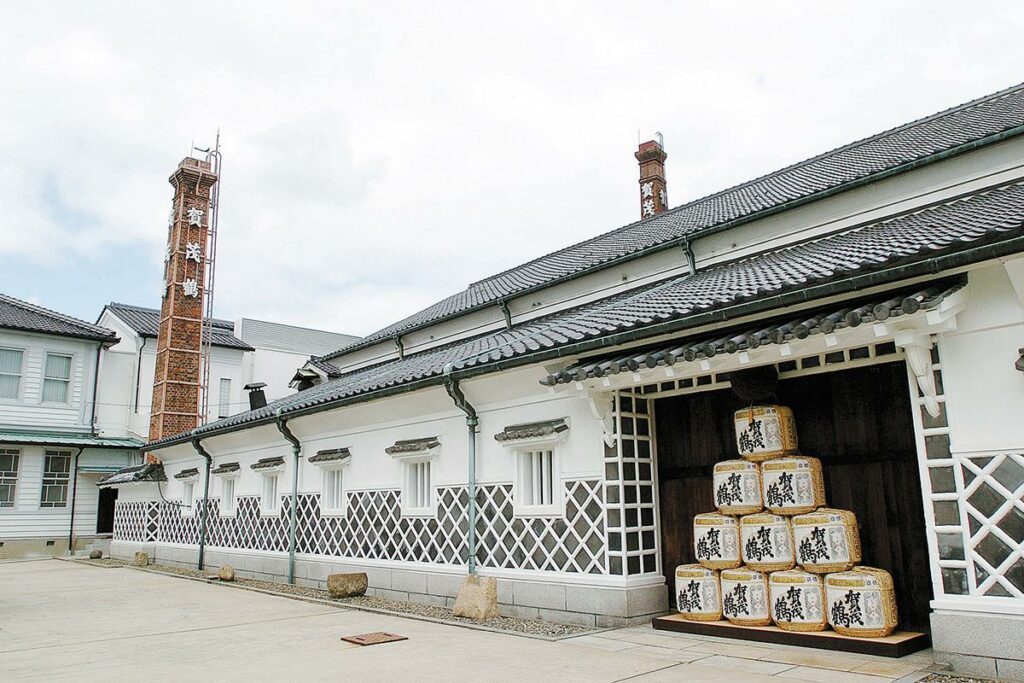 西条酒蔵通り 賀茂鶴酒造 見学室直売所（東広島市）