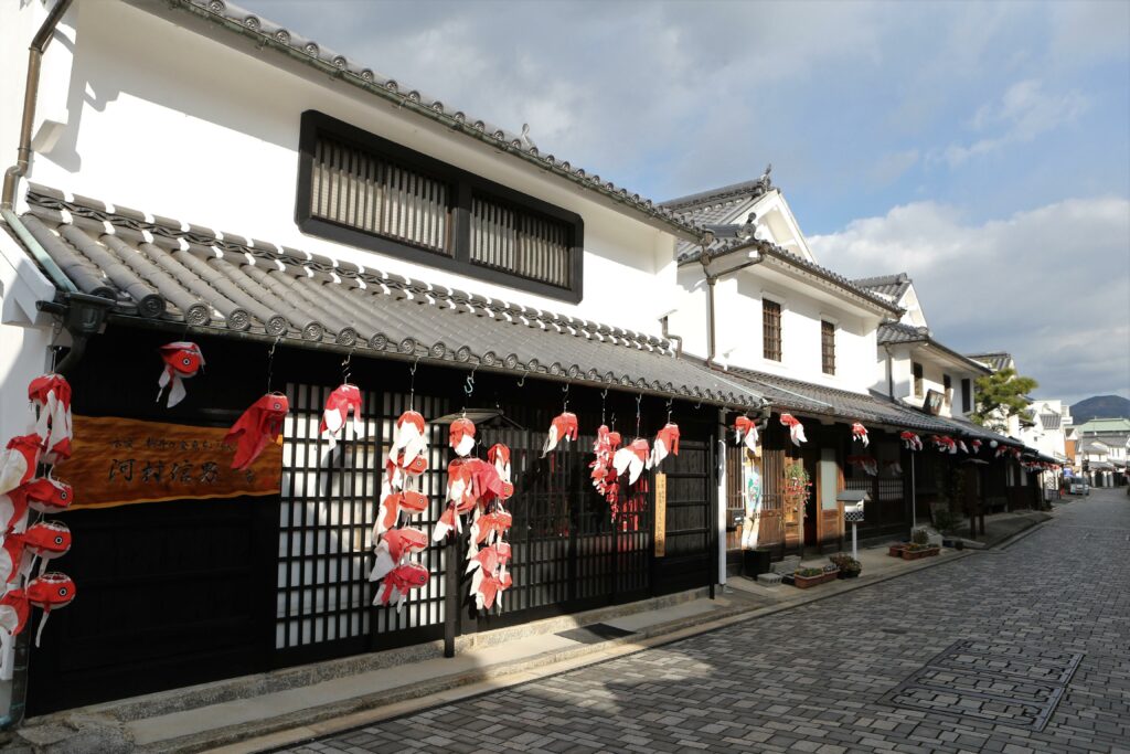 金魚ちょうちんづくり（河村信男工房）（柳井市）