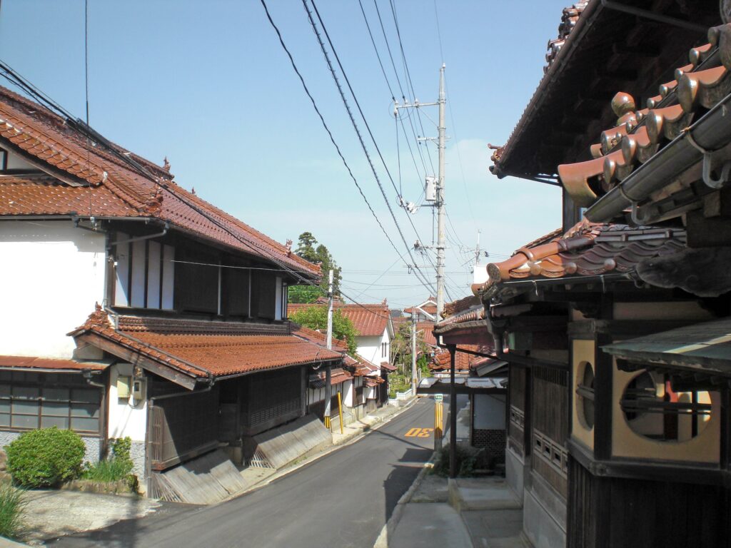 高屋町白市の町並